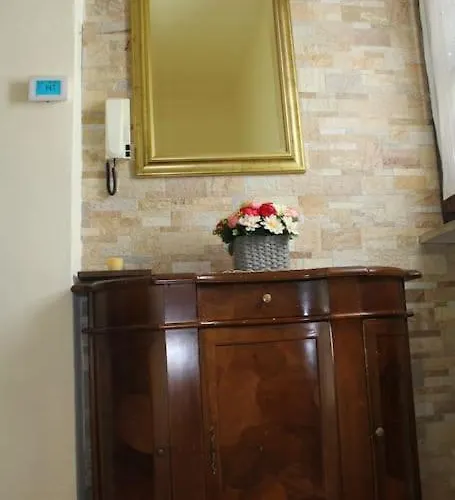 펜션 La Torre Tegoleto