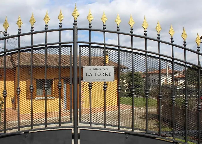 펜션 La Torre Tegoleto